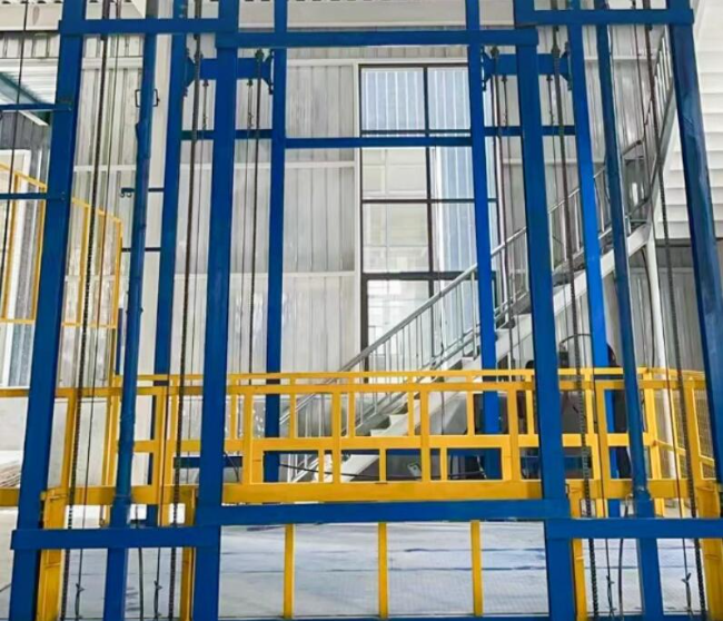 察雅升降货梯载重范围在多少