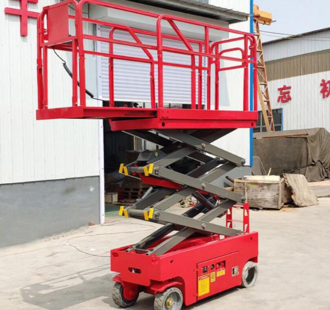 察雅移动剪叉式升降机